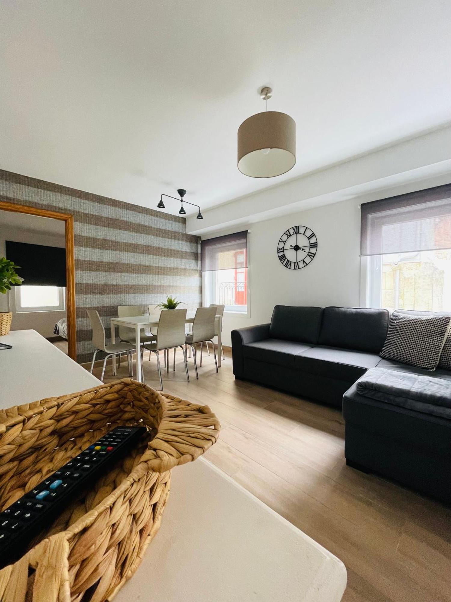 Estilosa Vivienda En El Centro Vigo Eksteriør billede