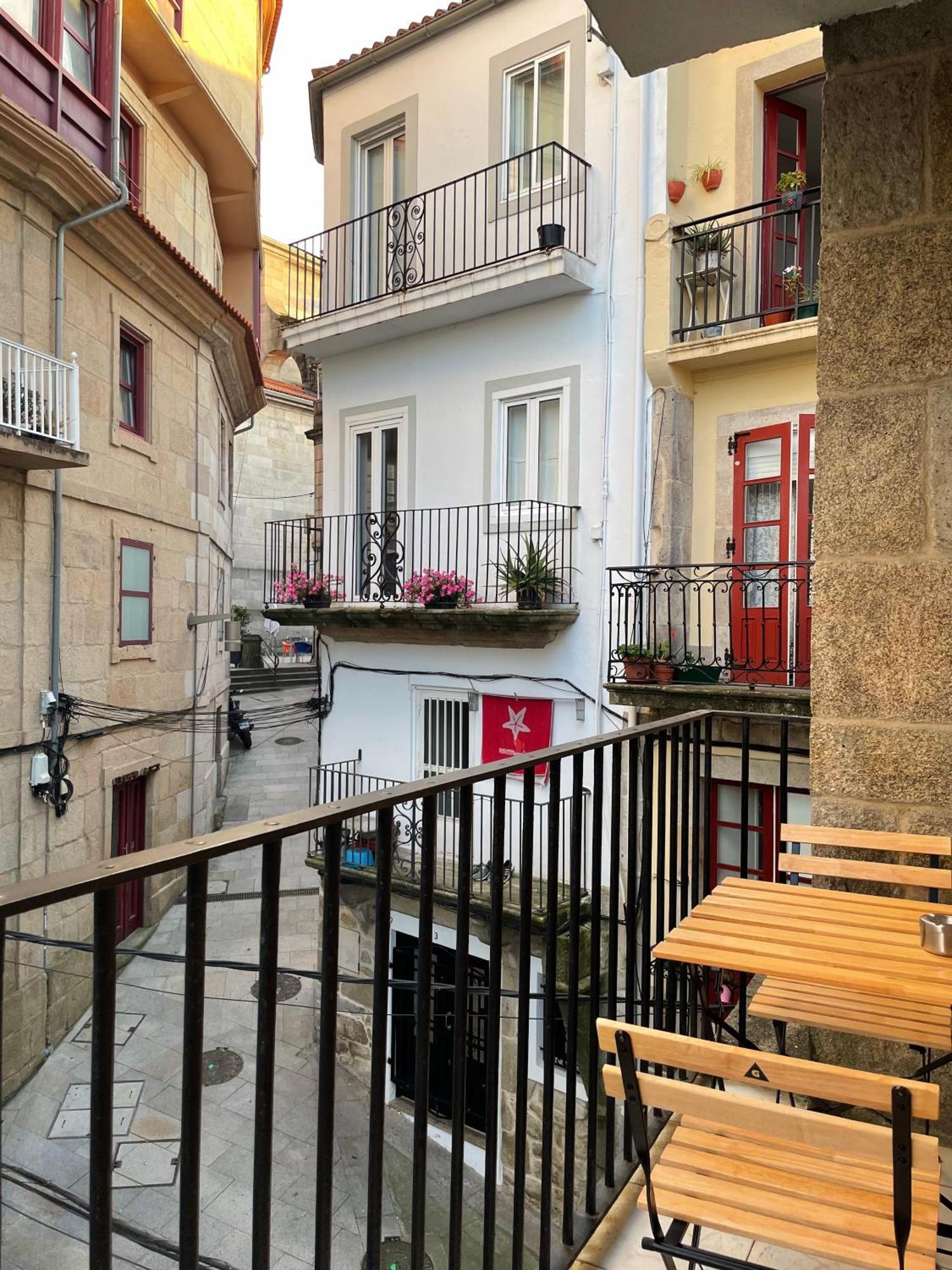 Estilosa Vivienda En El Centro Vigo Eksteriør billede